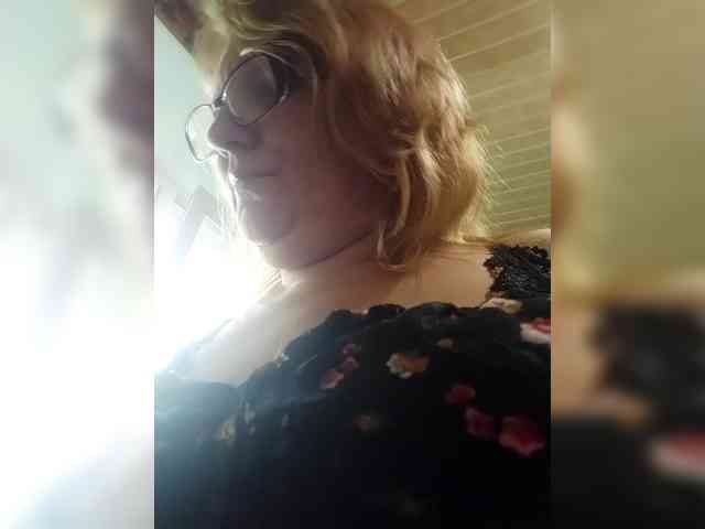ForestLadyXL webcam