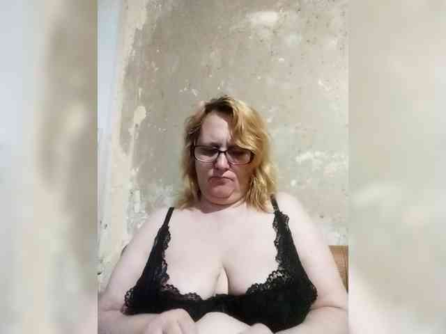 ForestLadyXL webcam
