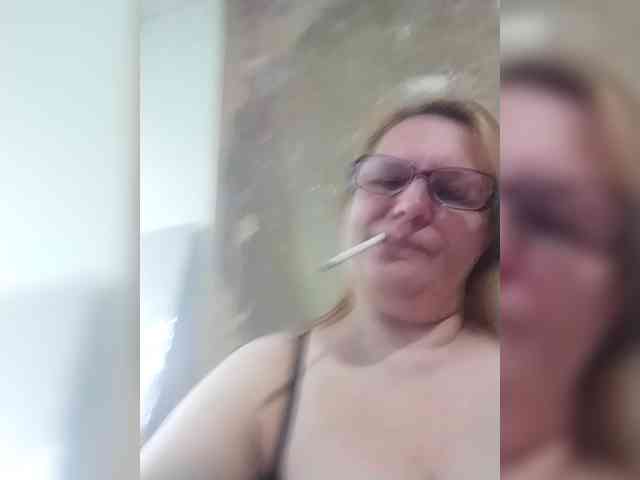 ForestLadyXL webcam