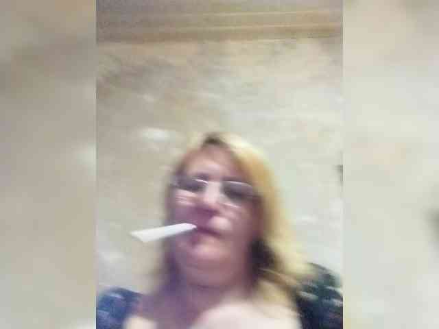ForestLadyXL webcam