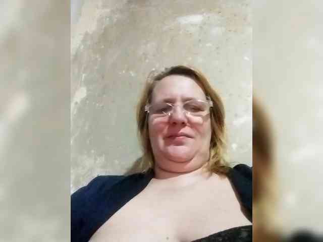 ForestLadyXL webcam