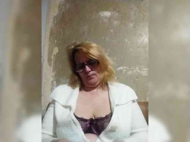 ForestLadyXL webcam