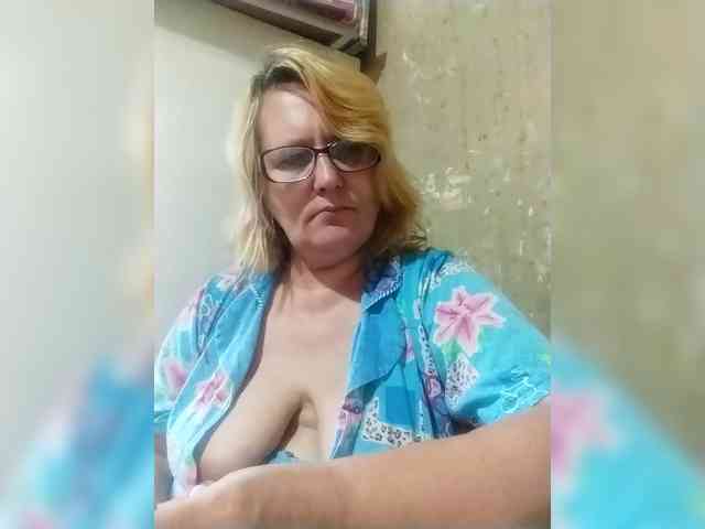 ForestLadyXL webcam