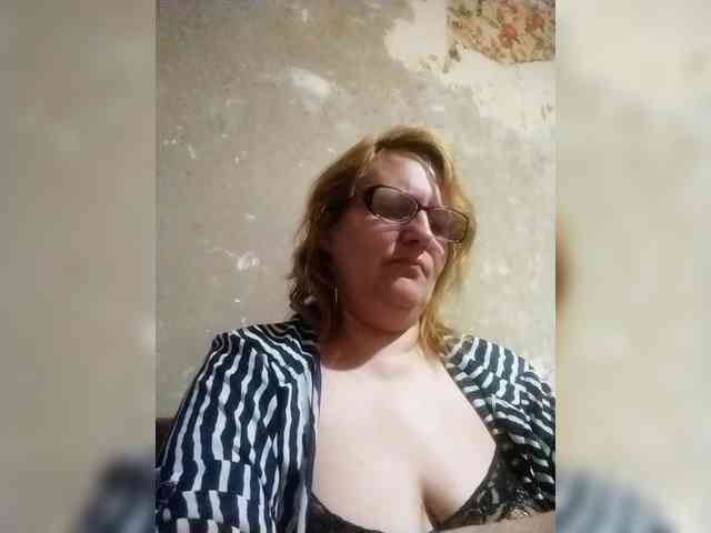 ForestLadyXL webcam