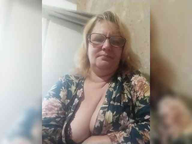 ForestLadyXL webcam