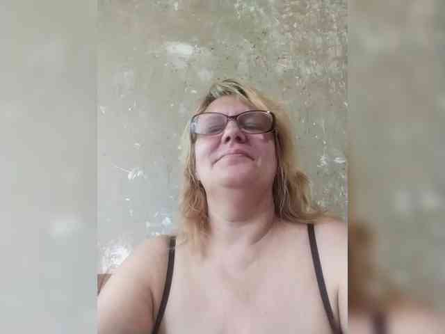 ForestLadyXL webcam