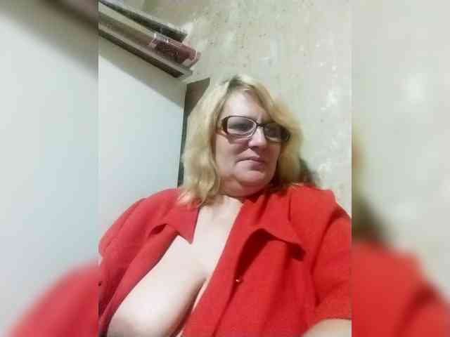 ForestLadyXL webcam