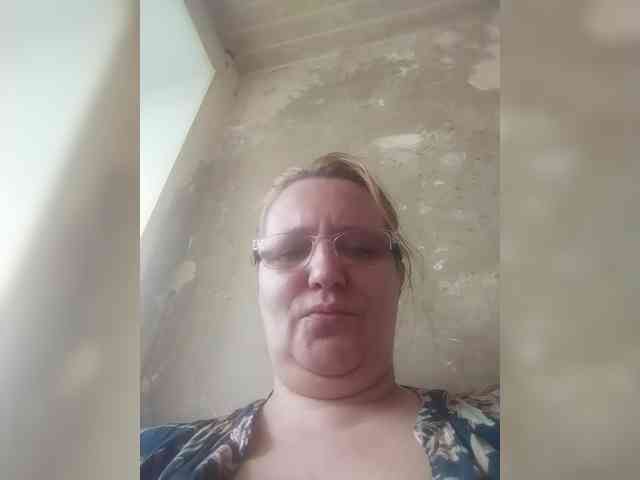 ForestLadyXL webcam