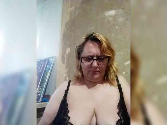 ForestLadyXL webcam