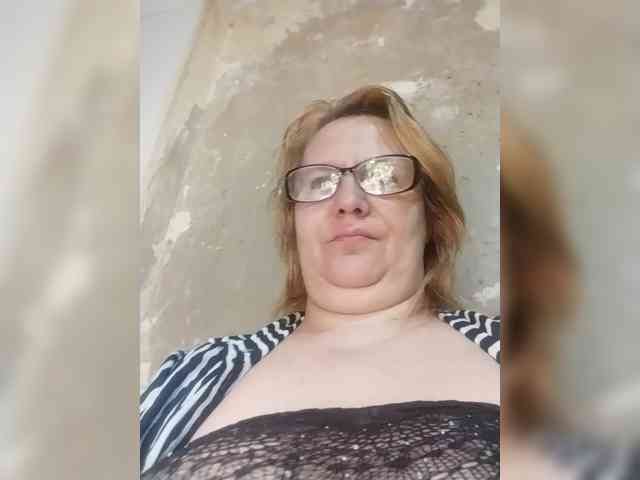 ForestLadyXL webcam