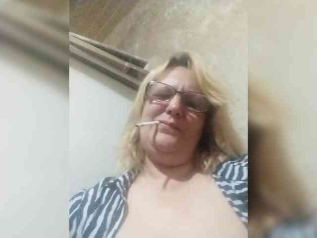 ForestLadyXL webcam