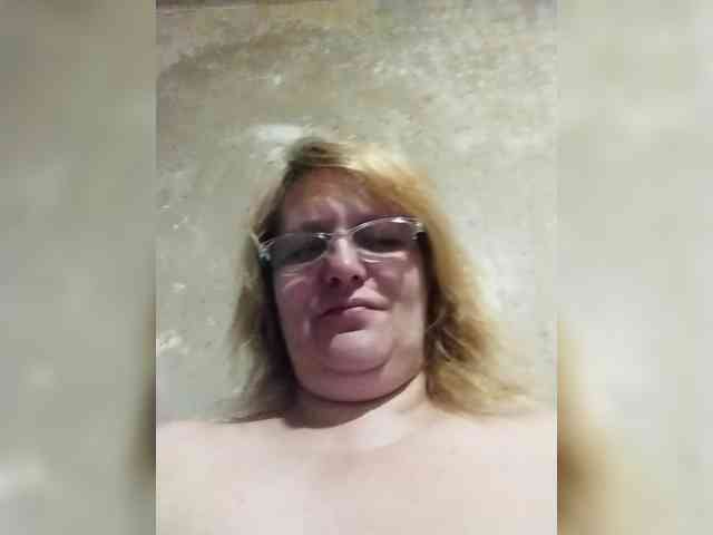 ForestLadyXL webcam