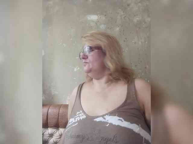 ForestLadyXL webcam