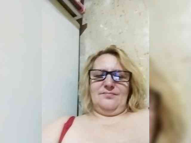 ForestLadyXL webcam