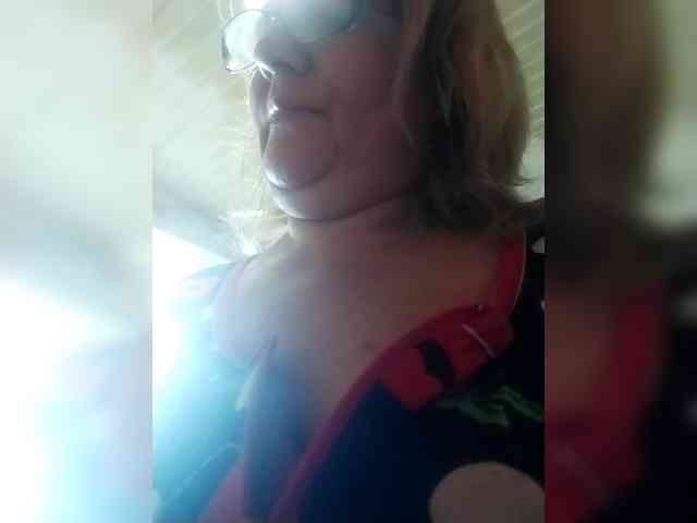 ForestLadyXL webcam