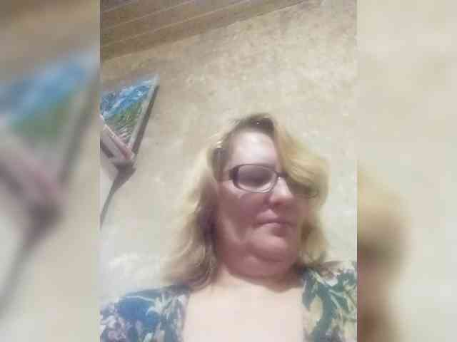 Modella: ForestLadyXL