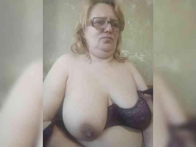 ForestLadyXL webcam
