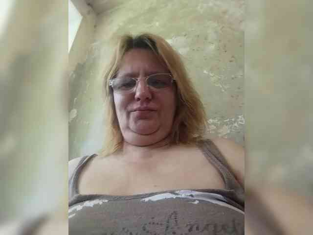 ForestLadyXL webcam