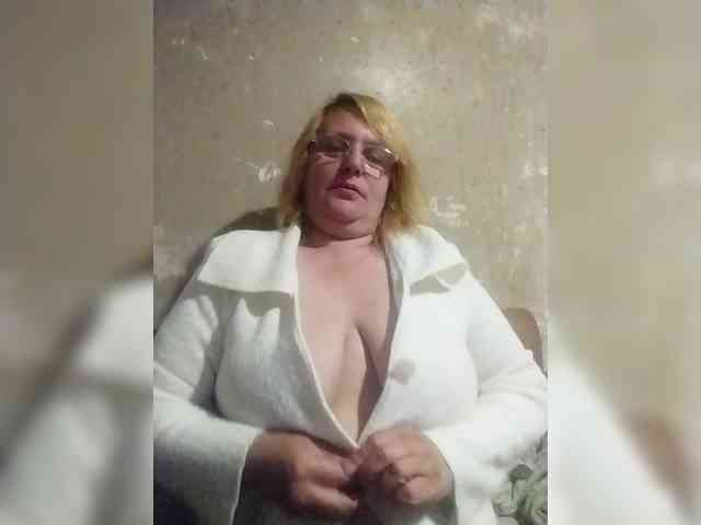 ForestLadyXL webcam