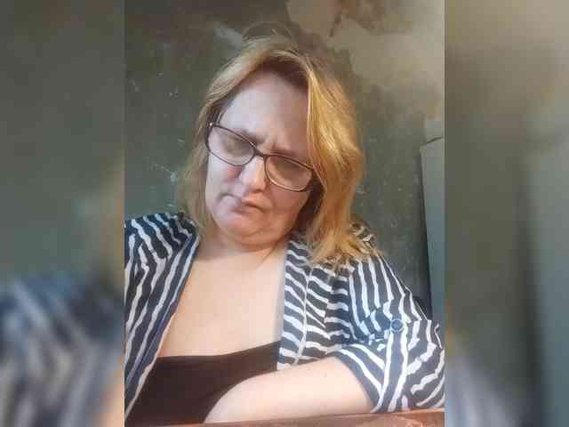 ForestLadyXL webcam