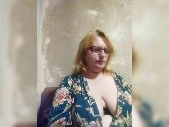 ForestLadyXL webcam