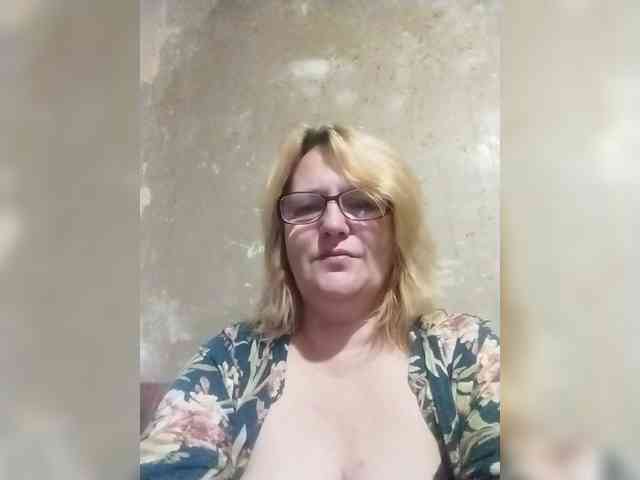 ForestLadyXL webcam