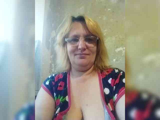 ForestLadyXL webcam
