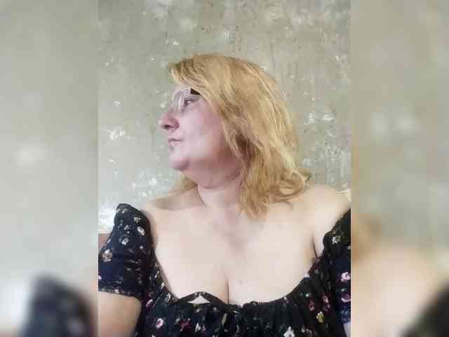 ForestLadyXL webcam