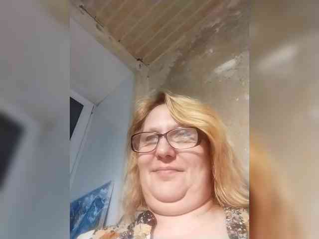 ForestLadyXL webcam