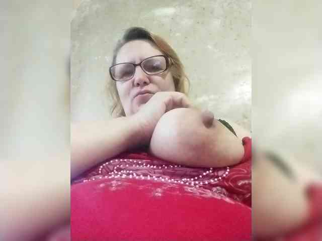 ForestLadyXL webcam