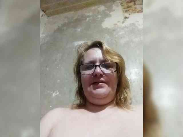 ForestLadyXL webcam