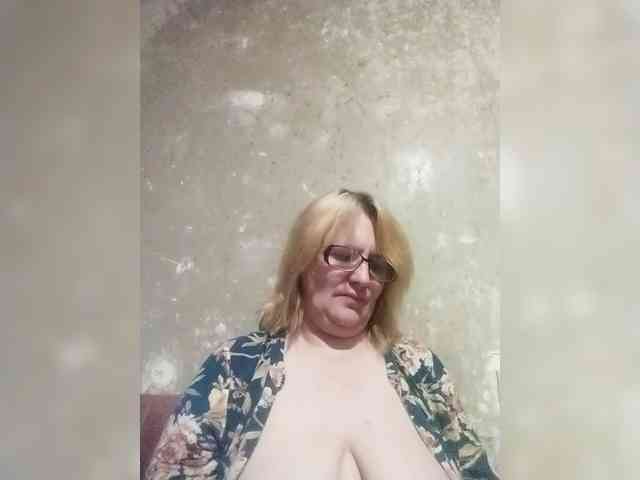 ForestLadyXL webcam