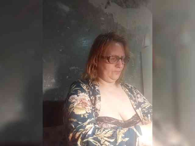 ForestLadyXL webcam