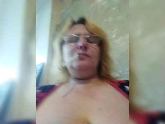ForestLadyXL webcam
