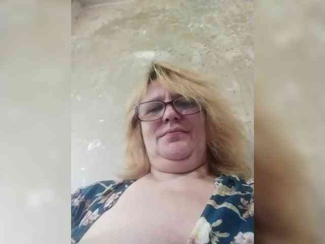 ForestLadyXL webcam