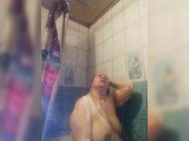 ForestLadyXL webcam