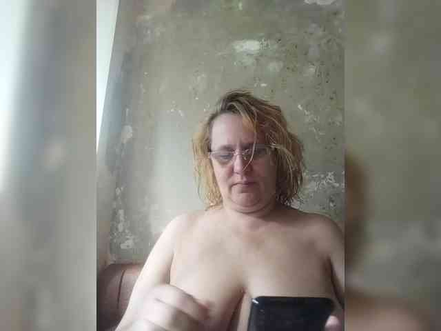 ForestLadyXL webcam