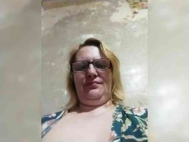 ForestLadyXL webcam