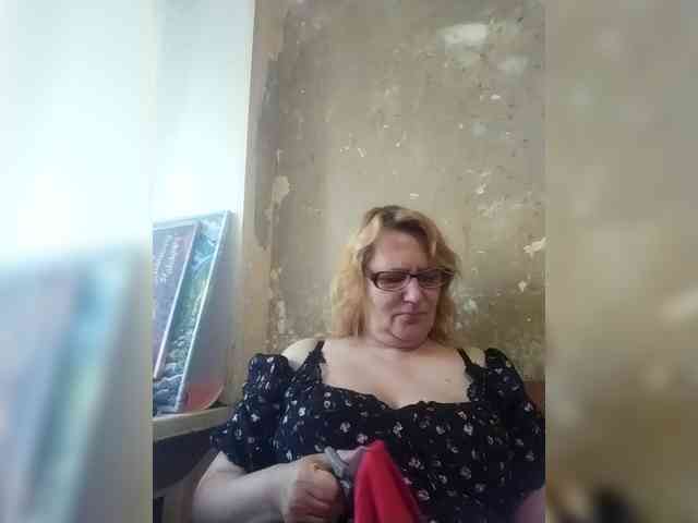 ForestLadyXL webcam
