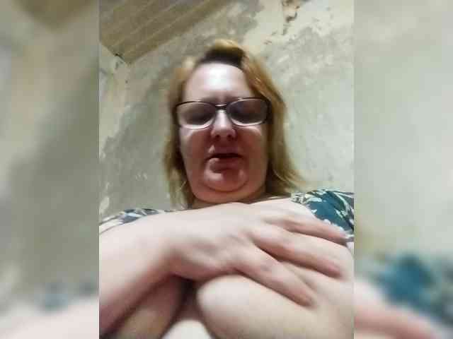 ForestLadyXL webcam