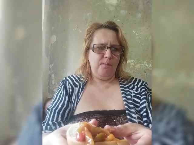 ForestLadyXL webcam