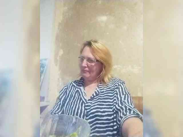 ForestLadyXL webcam
