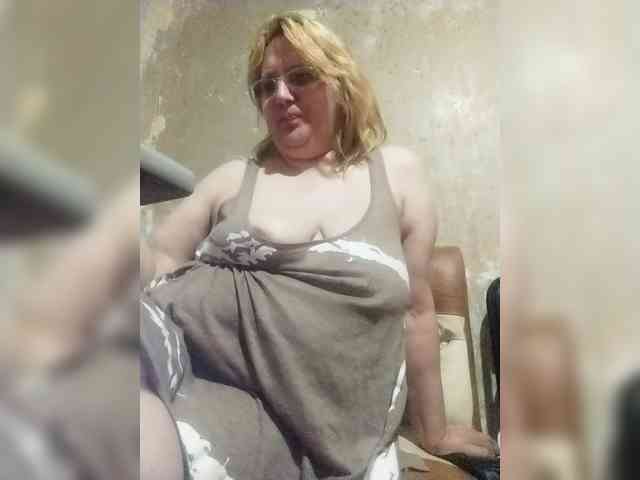 ForestLadyXL webcam