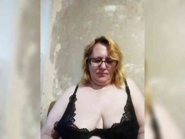 ForestLadyXL webcam