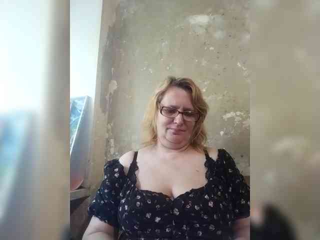 ForestLadyXL webcam