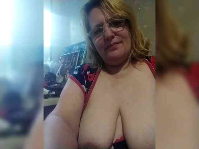 ForestLadyXL webcam