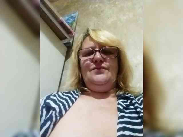 ForestLadyXL webcam