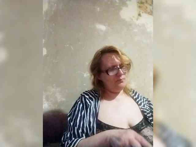 ForestLadyXL webcam