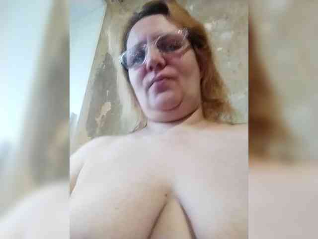 ForestLadyXL webcam