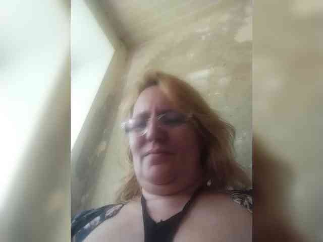 ForestLadyXL webcam